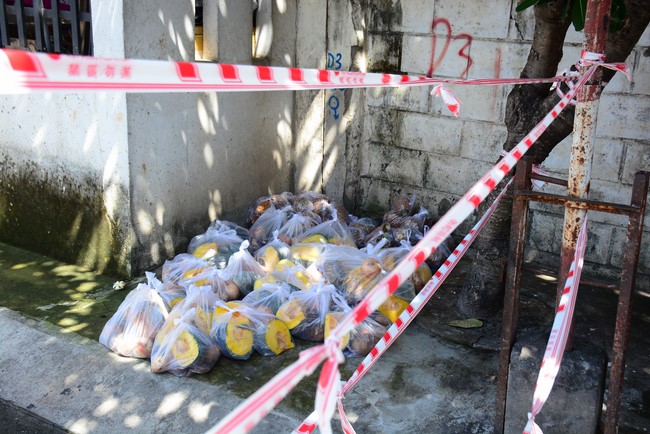 Continuing to support people in need in the Covid-19 pandemic of Hoang Phap Pagoda (series 7)